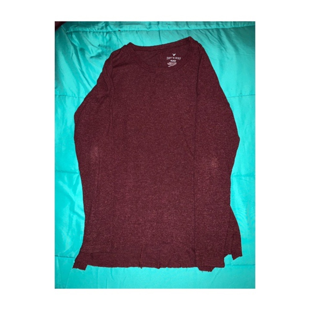Maroon sweater